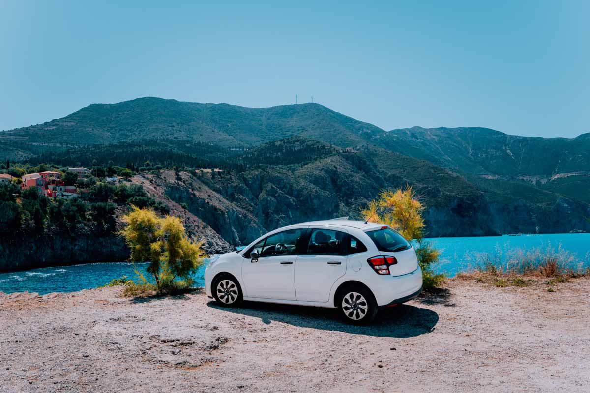 Renting a car in Greece